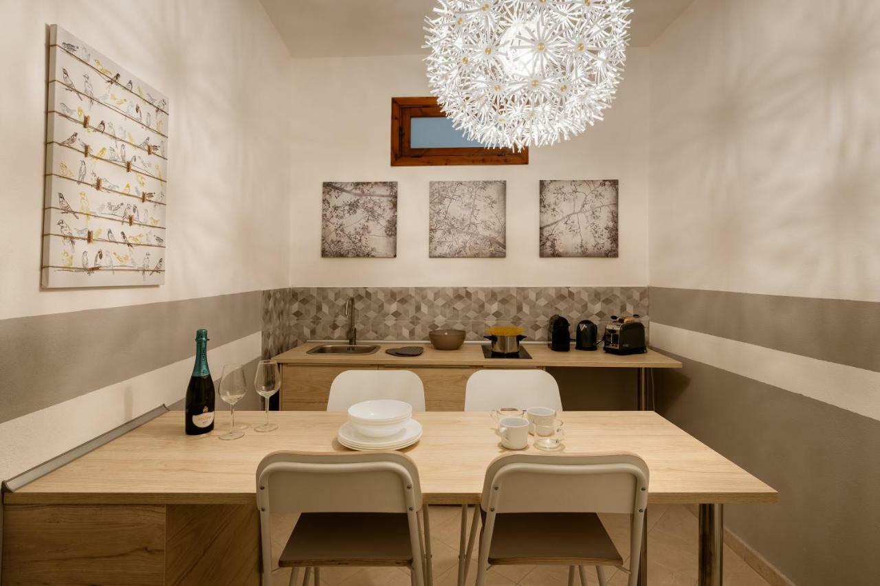 Stampace Apartments Cagliari Luaran gambar