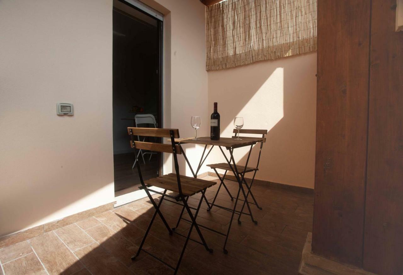 Stampace Apartments Cagliari Luaran gambar